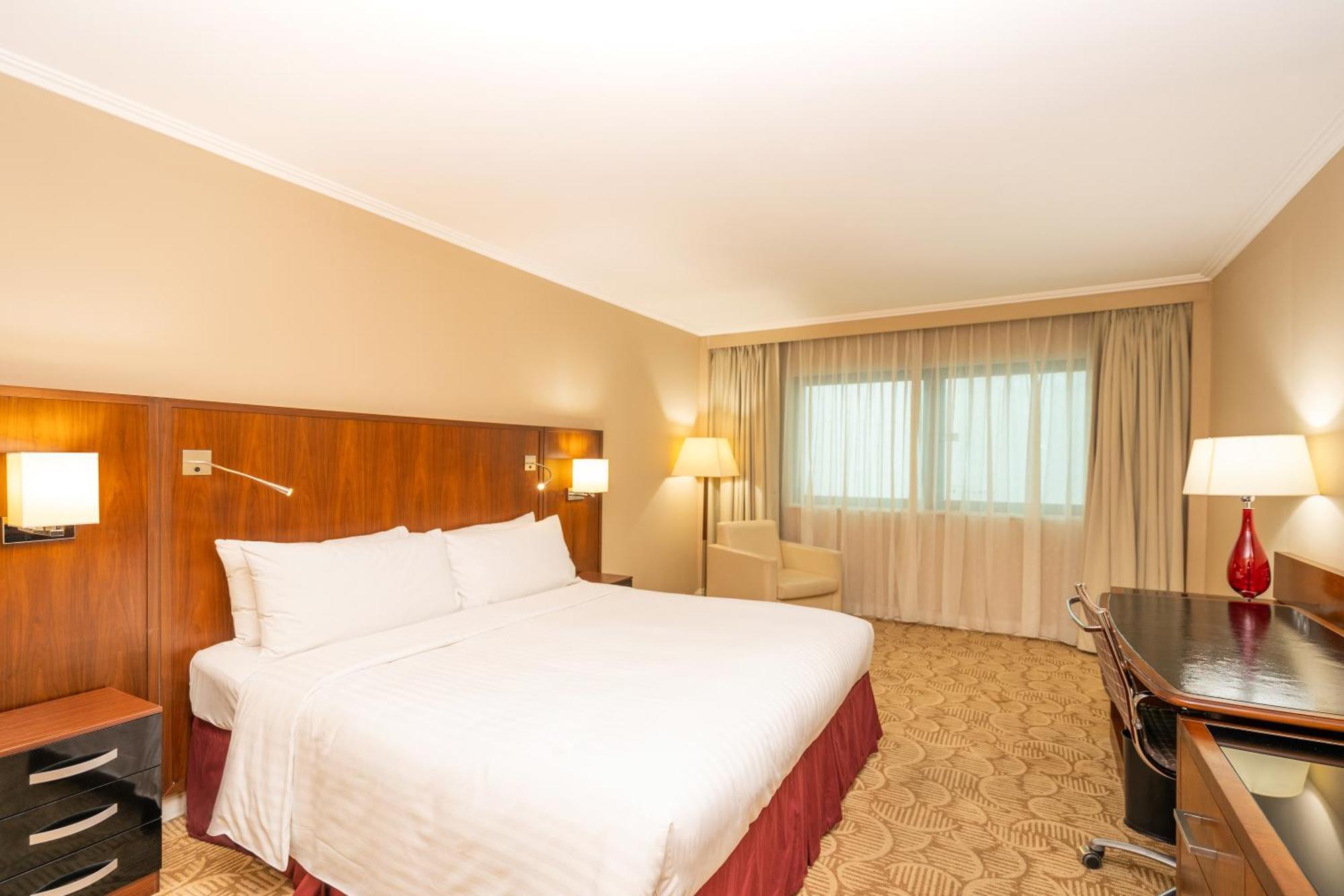 London Marriott Hotel Twickenham Exterior foto