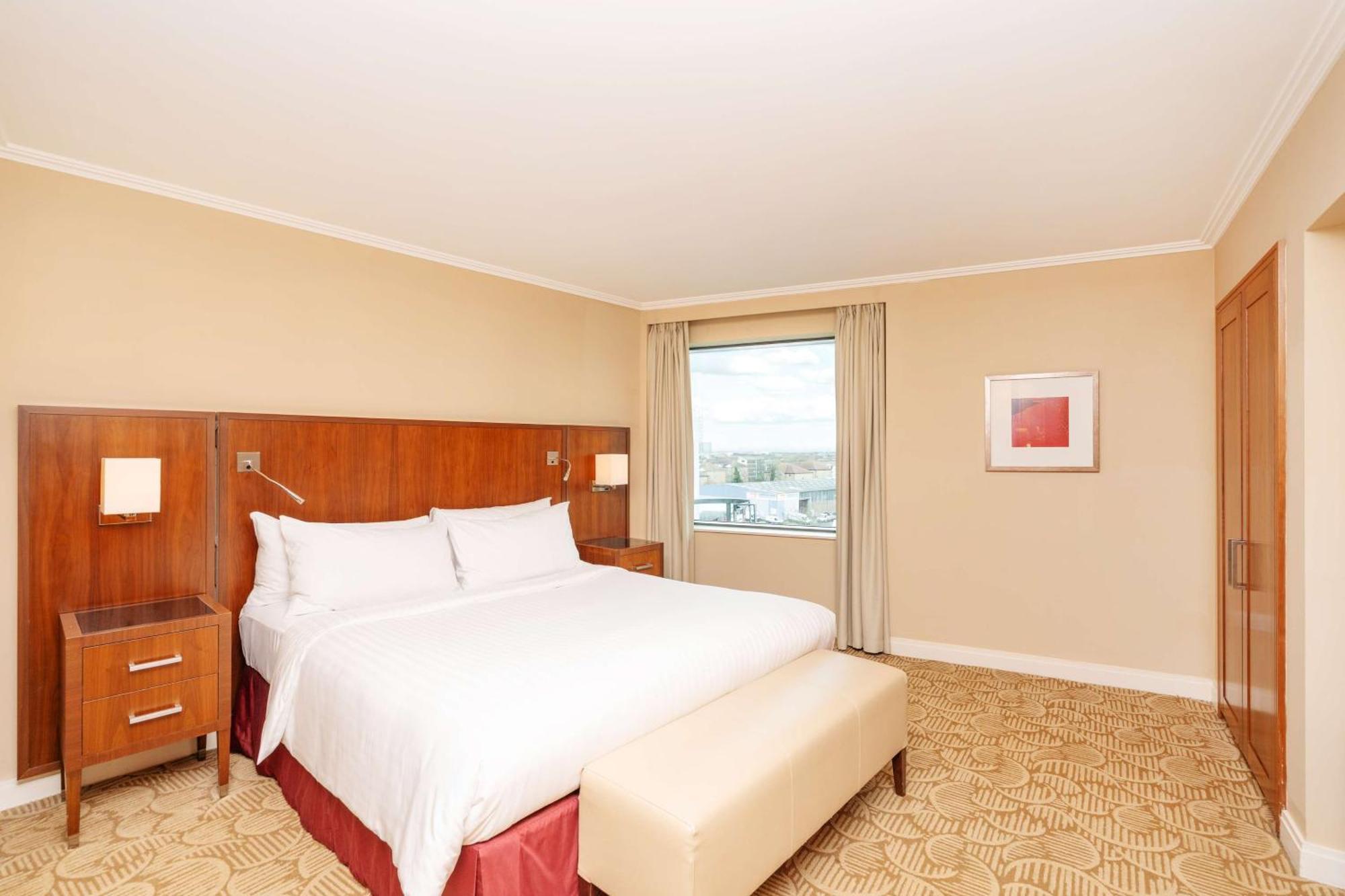 London Marriott Hotel Twickenham Exterior foto