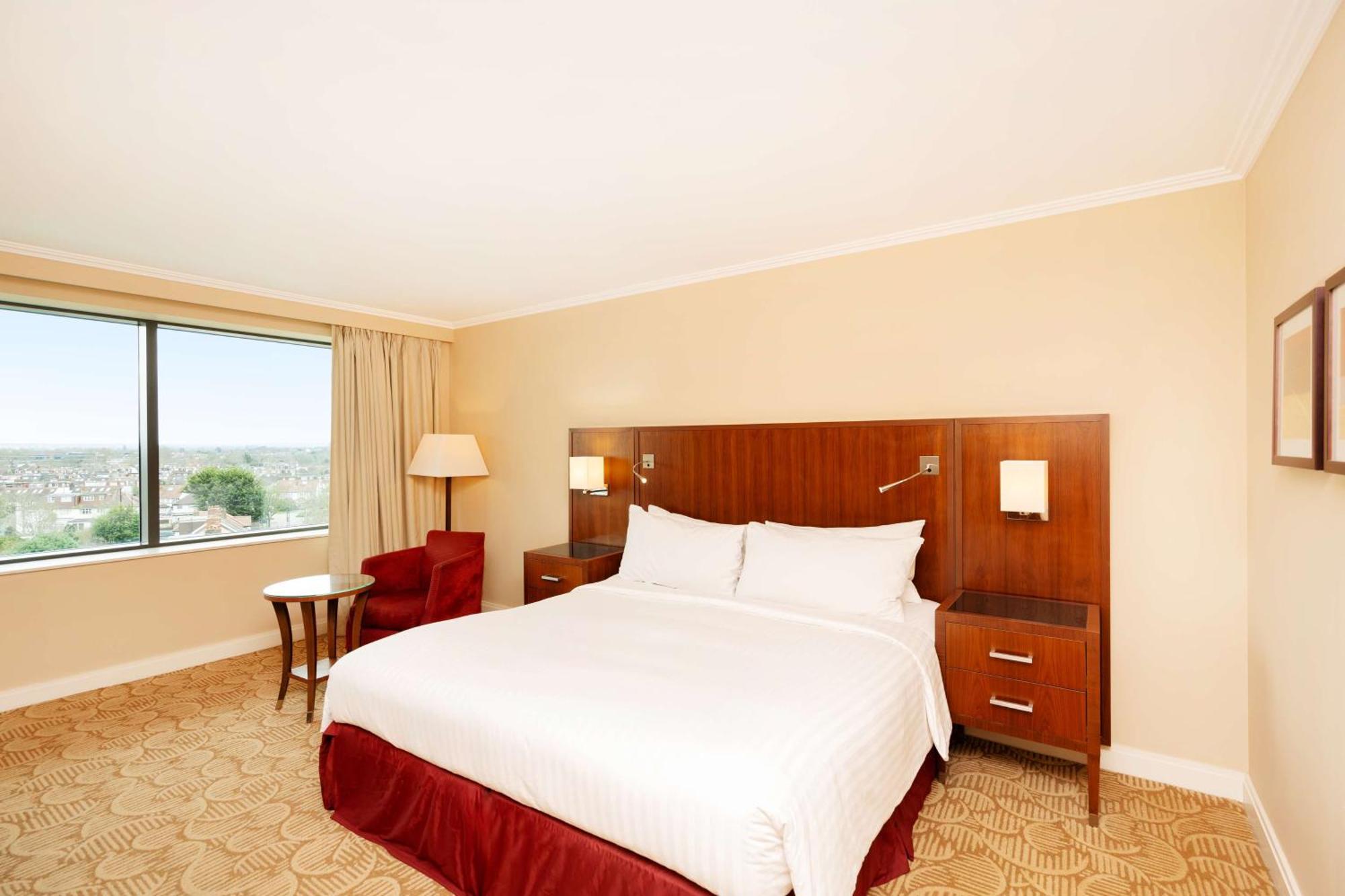 London Marriott Hotel Twickenham Exterior foto